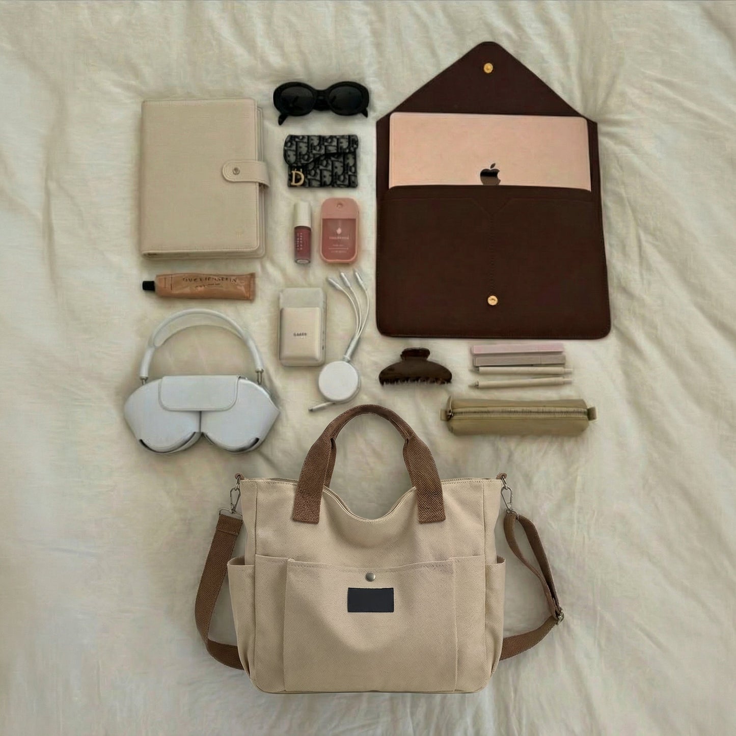 Quiro Claire Canvas Tote Bag – Structured Carry for 15.6-Inch Laptops