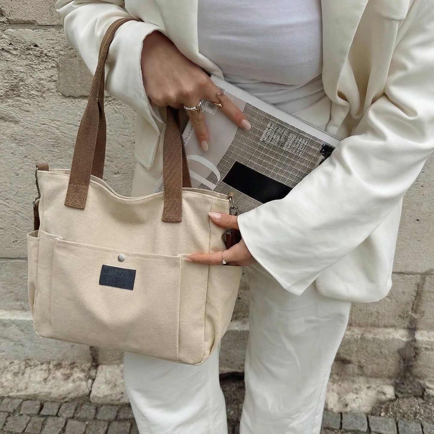 Quiro Claire Canvas Tote Bag – Structured Carry for 15.6-Inch Laptops