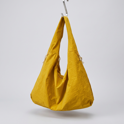 Quiro Clara Nylon Hobo Bag – Sleek Multi-Pocket Everyday Carry
