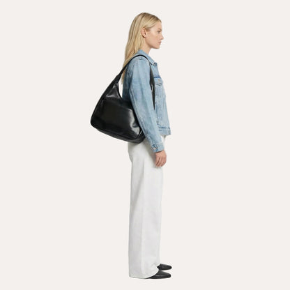 Quiro Ellie Hobo Bag – Sleek Minimalist Shoulder Bag for 13-Inch Laptops