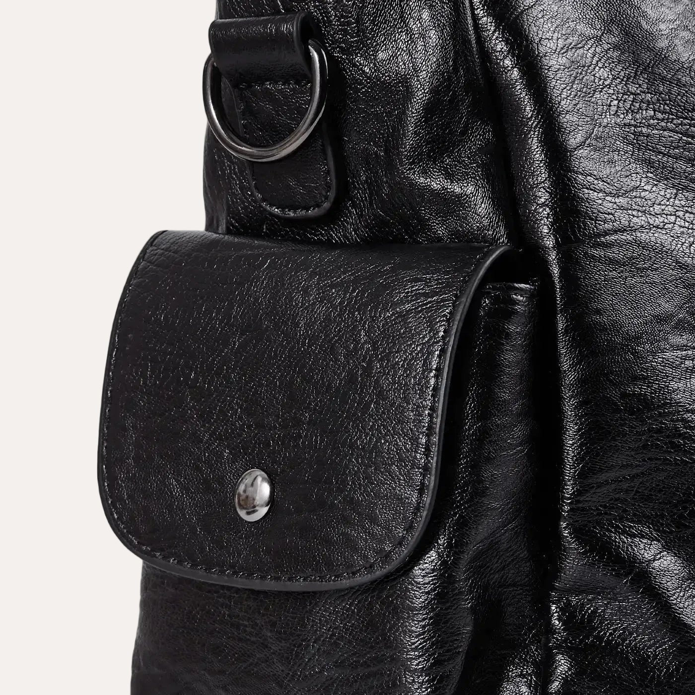 Quiro Mila City Shoulder Bag – Multi-Pocket Style with Crossbody Strap