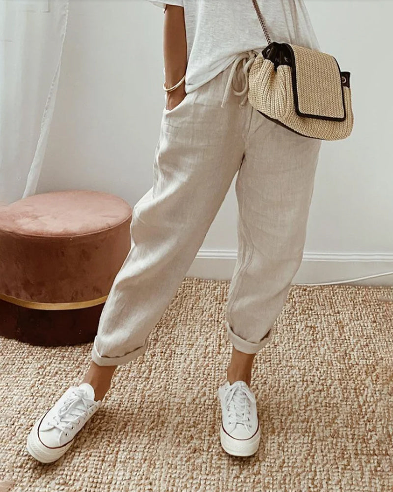 Quiro Kayla High-Waist Trousers – Classic Straight-Leg Black Pants for Every Occasion