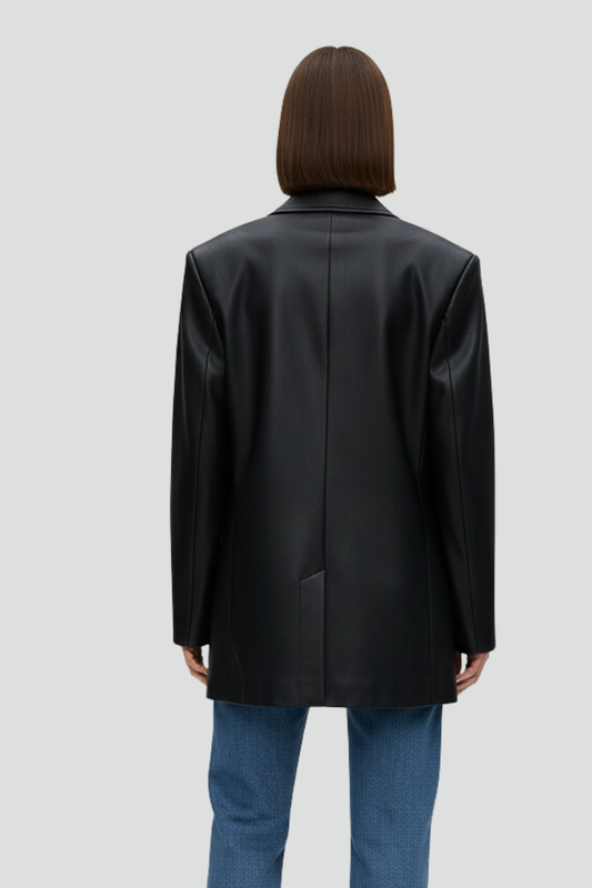 Quiro Oversized Blazer with Sharp Lapel – Polished Everyday Tailoring