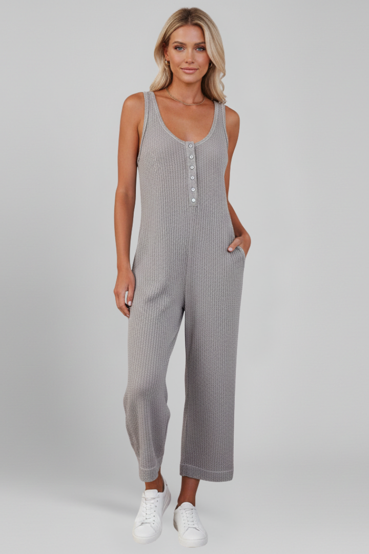 Quiro Button-Front Jumpsuit with Pockets – Sleek V-Neck Everyday Style