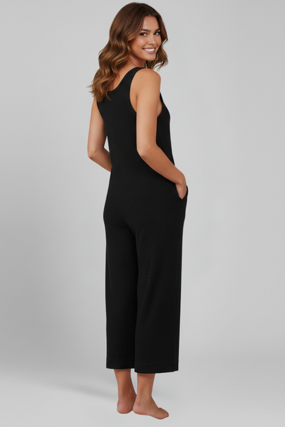 Quiro Button-Front Jumpsuit with Pockets – Sleek V-Neck Everyday Style