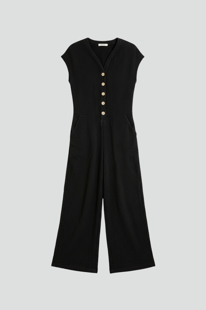 Chic Women's Button-Front Jumpsuit with Wide-Leg Silhouette