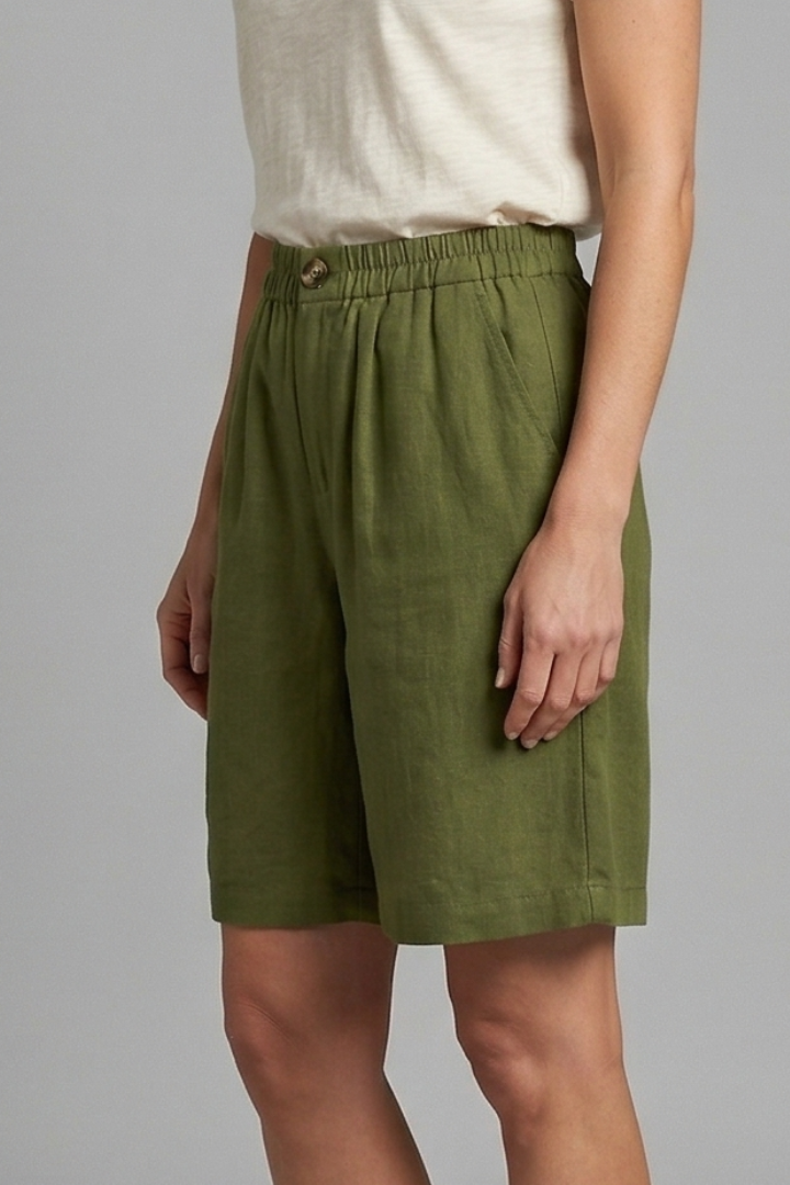 Quiro Everyday Elastic-Waist Shorts – Relaxed Fit with Side Pockets
