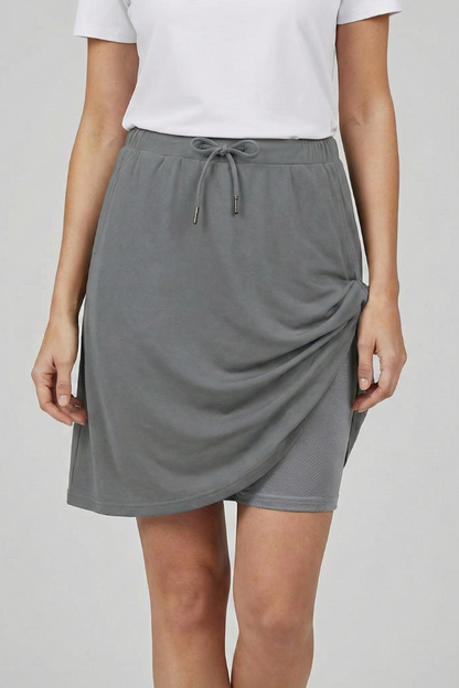 Quiro Drawstring-Waist Skirt – Built-In Shorts for All-Day Versatile Wear
