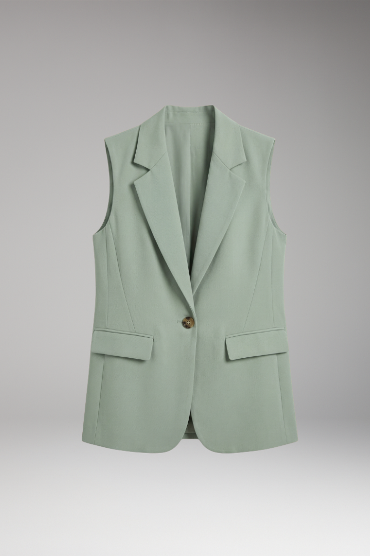 Quiro Sleeveless Notch-Collar Blazer – Polished Fit with Handy Pockets