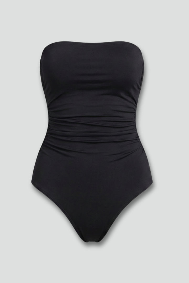 Quiro Strapless One-Piece Swimsuit with Ruched Front – Chic Poolside Fit
