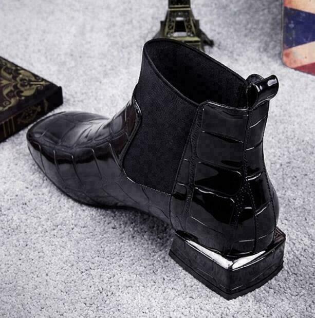 Quiro Women's Leather Comfort Boots – Durable Supportive Casual Everyday Style
